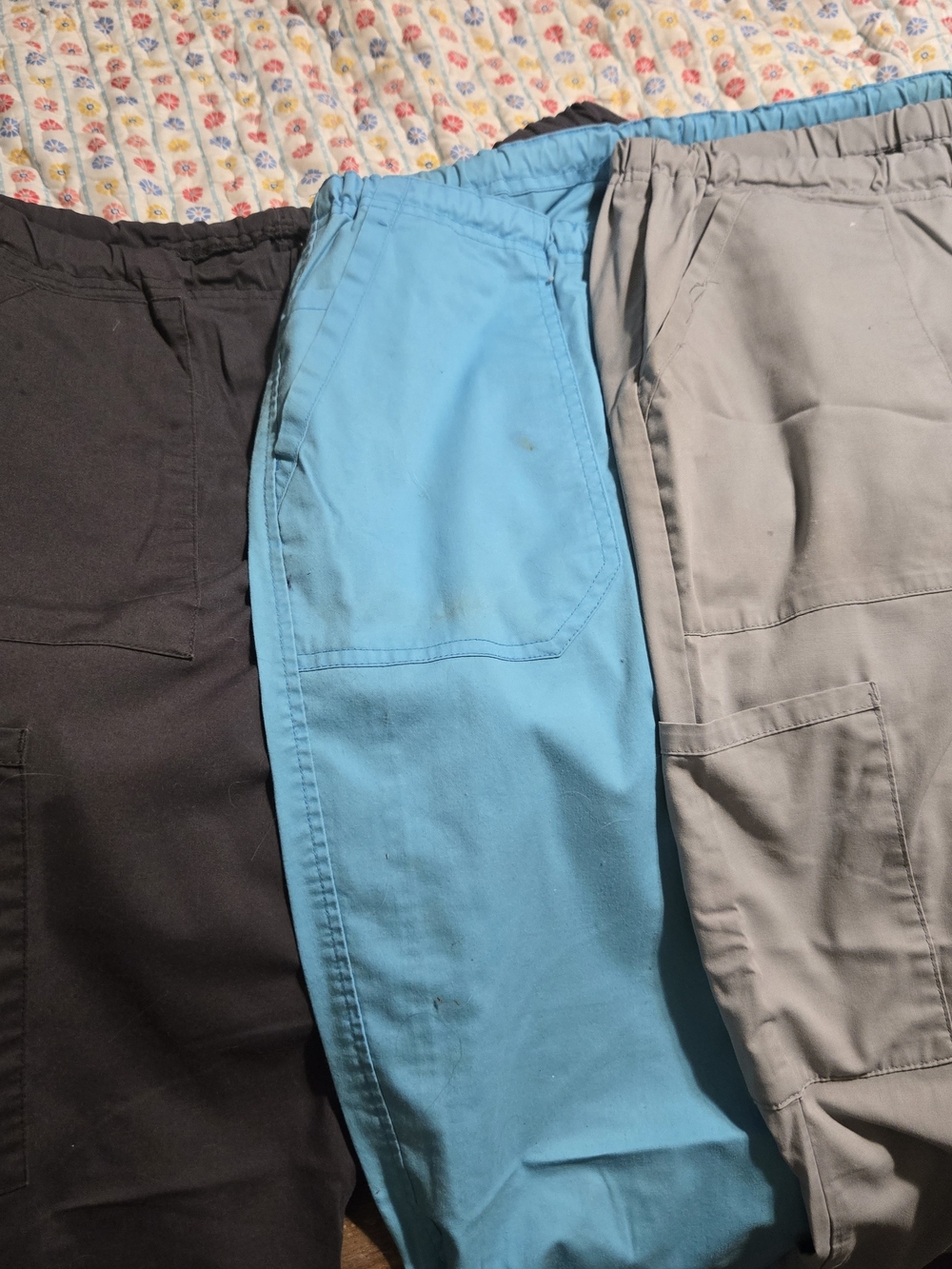 4 Pairs Of Scrubs Drawstring Closure- Black, Blue, Gray, And Another Teal LARGE